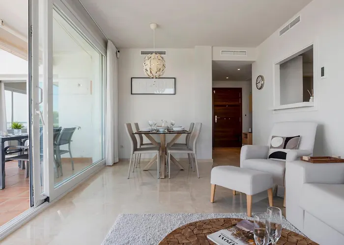 Luxury With Free Alcazaba Lagoon Access Apartamento *