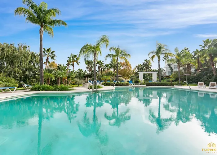 Luxury With Free Alcazaba Lagoon Access Apartamento