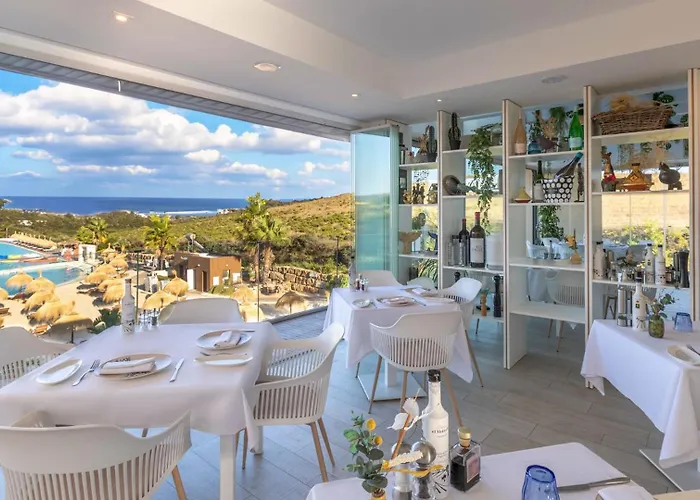 Luxury With Free Alcazaba Lagoon Access Apartamento Estepona